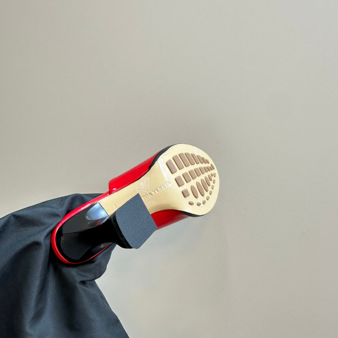 HIGH MULE 95 MM IN CHERRY RED CALFSKIN