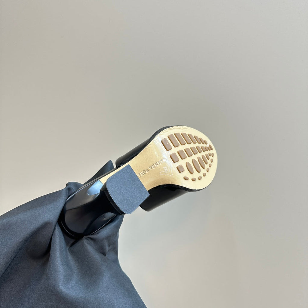 HIGH MULE 95 MM IN BLACK CALFSKIN