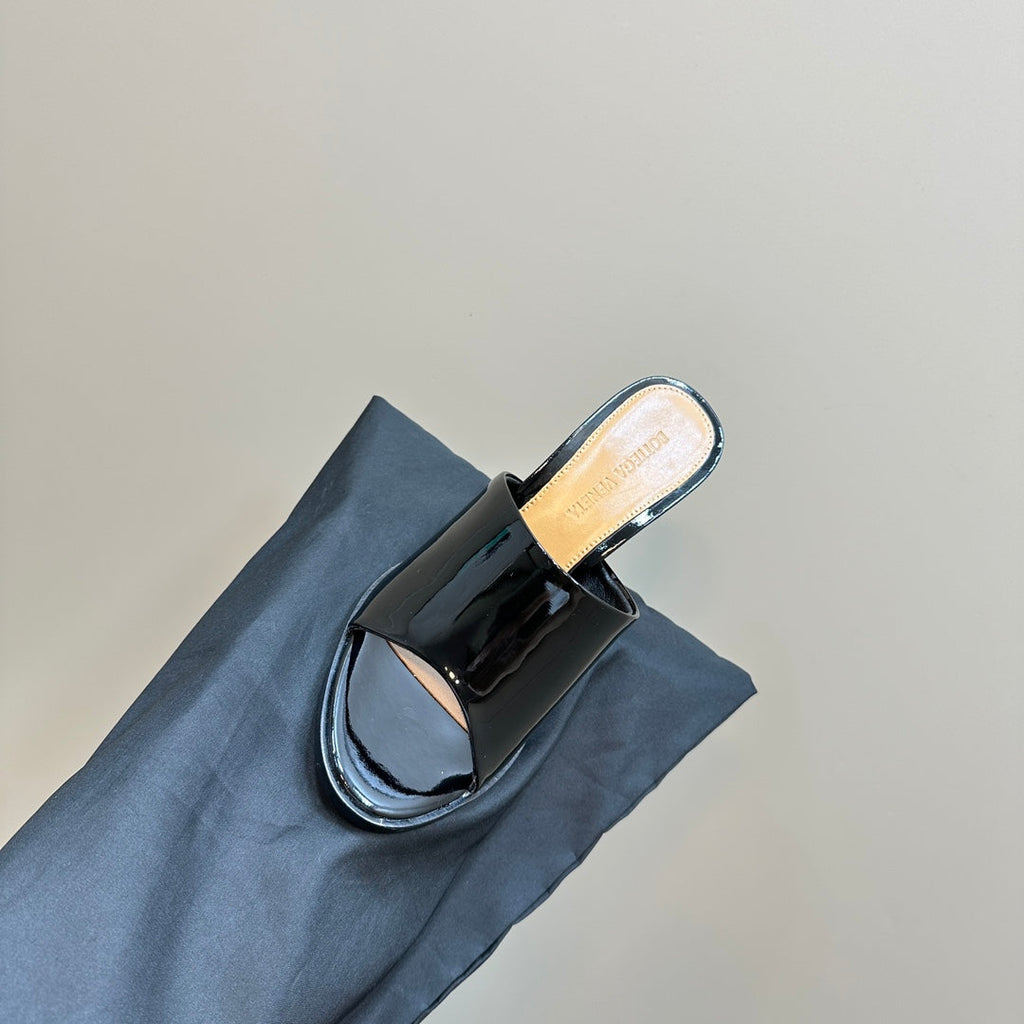 HIGH MULE 95 MM IN BLACK CALFSKIN