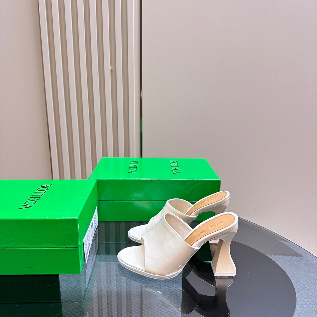 HIGH MULE 95 MM IN WHITE CALFSKIN