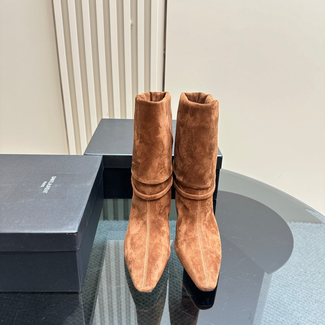 NIKI BOOTIES IN ASH BROWN SUEDE