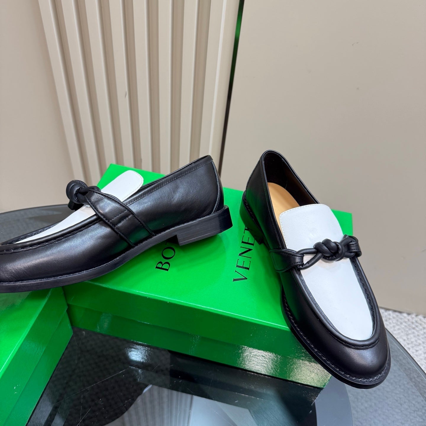 ASTAIRE LOAFER IN WHITE MIX BLACK CALFSKIN