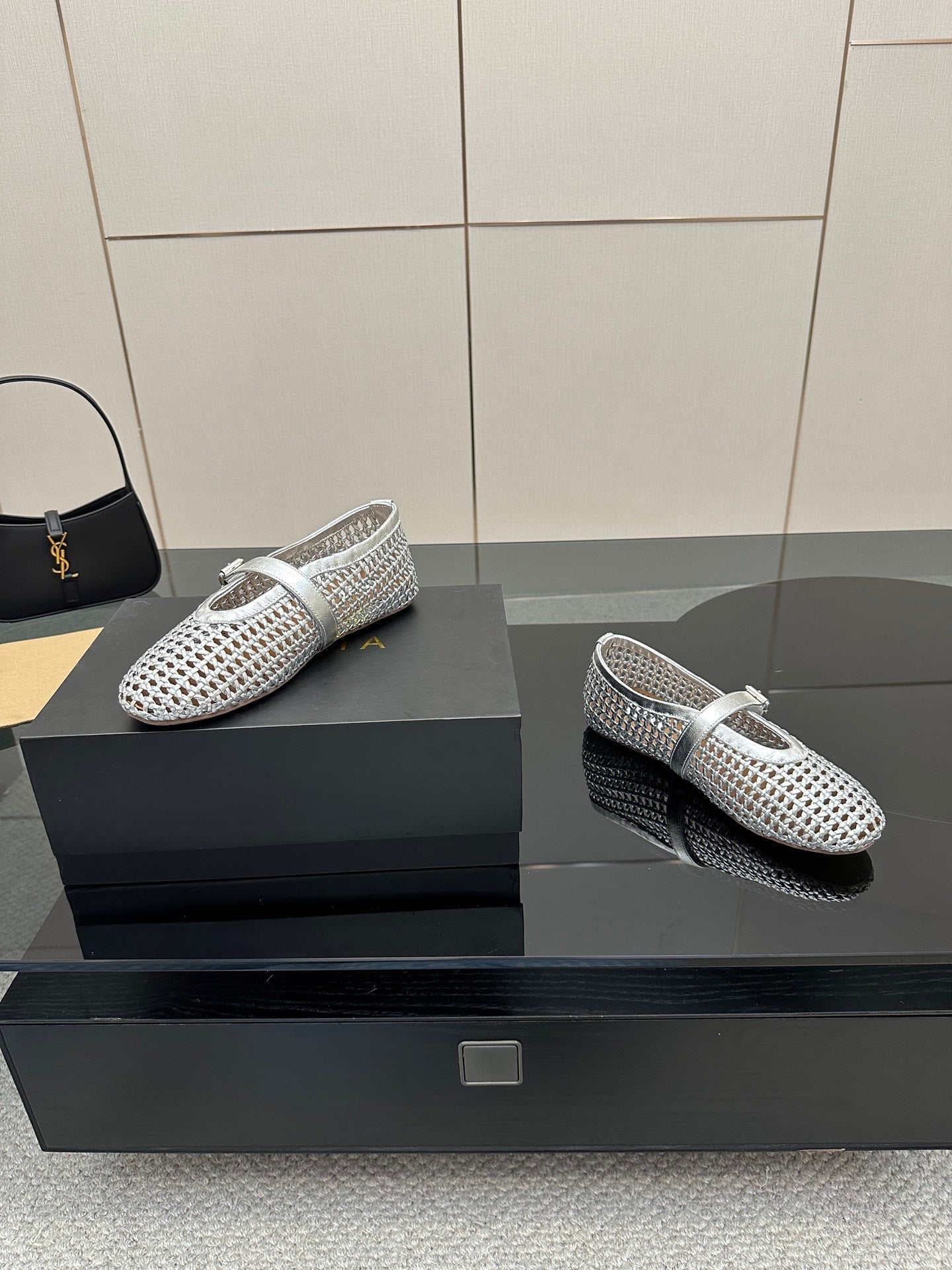 ALAIA MARY JANE FLAT 25S IN SILVER WOVEN MESH