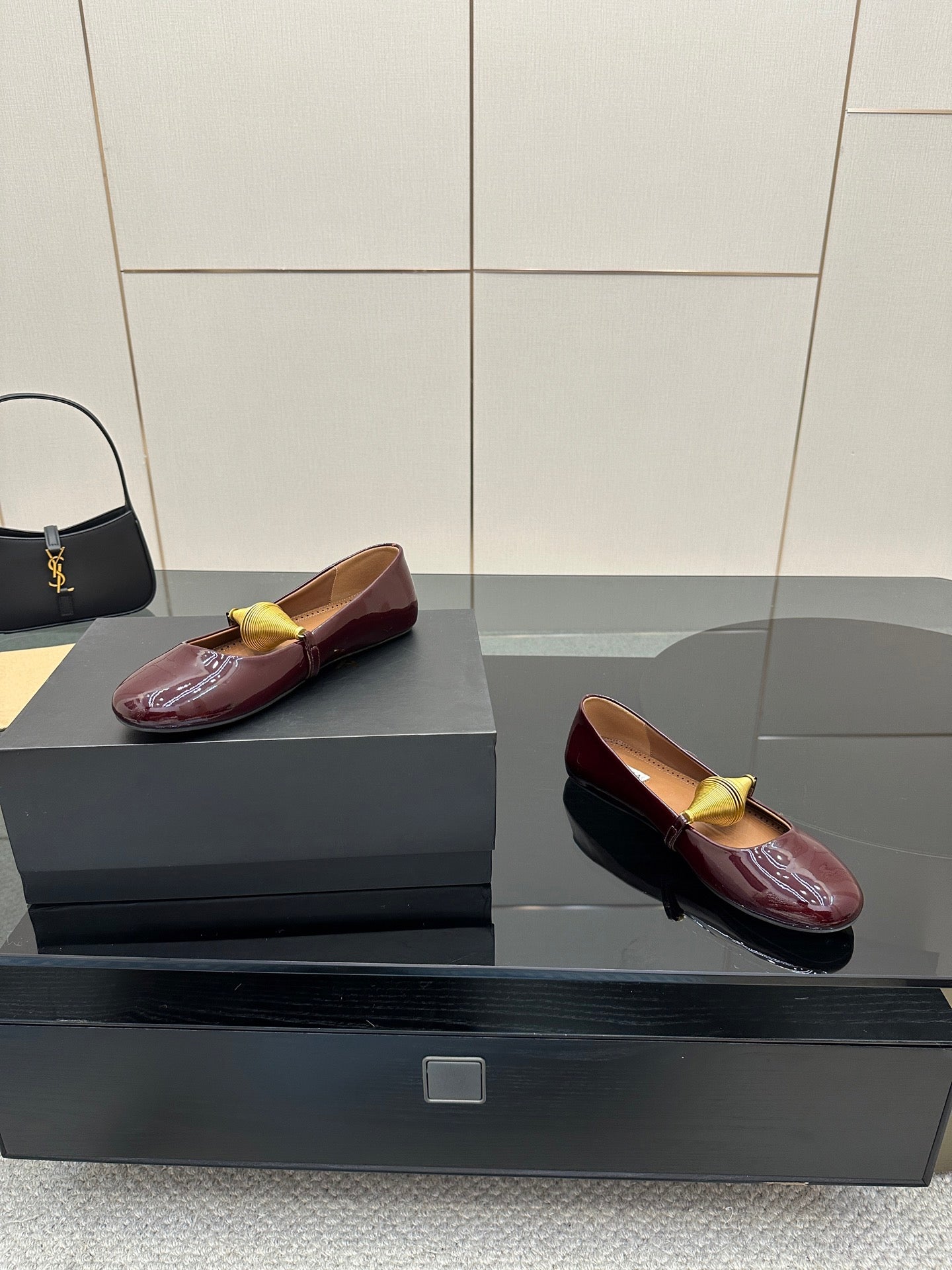 ALAIA BALLET SHOES 25S IN DARK RED PATENT LEATHER WITH GOLD HARDWARE