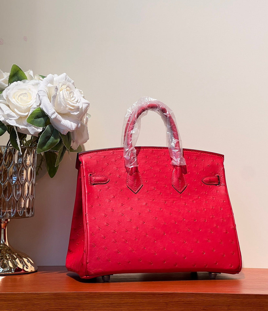 KELLY SELLIER 25 BAG IN CLASSIC RED OSTRICH LEATHER WITH GOLD HARDWARE
