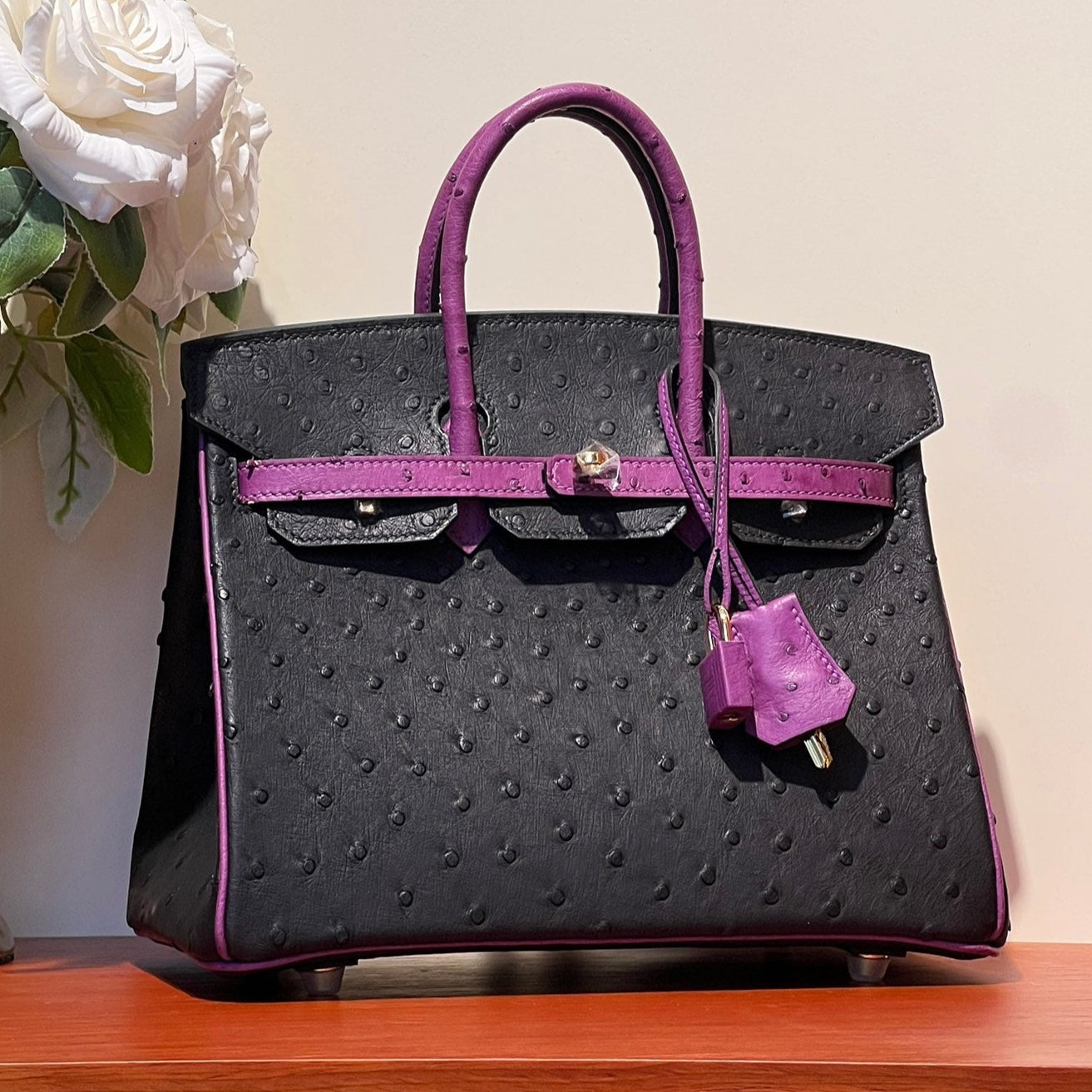KELLY  SELLIER 25 BAG IN BLACK MIX ORCHID PURPLE OSTRICH LEATHER