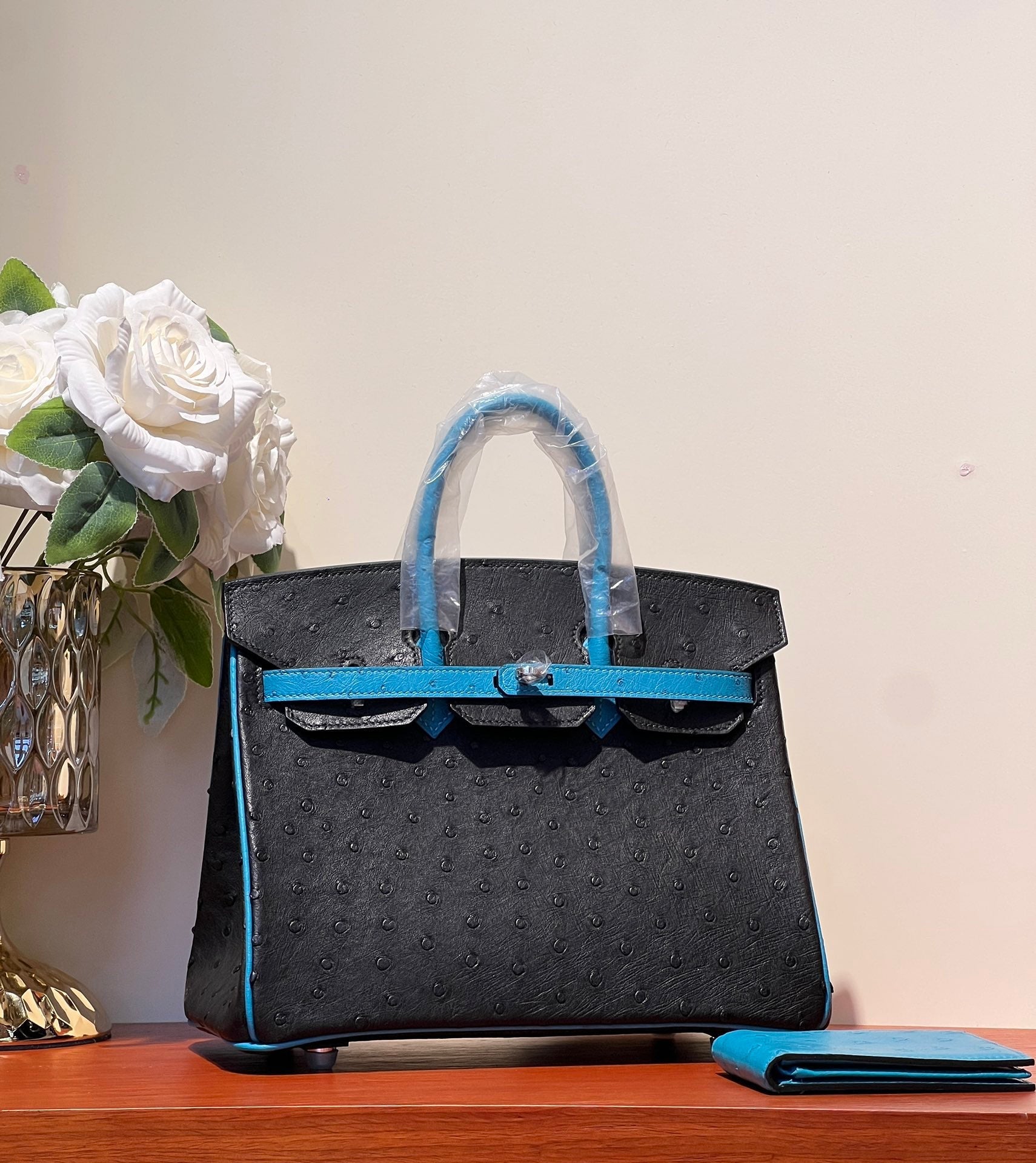KELLY  SELLIER 25 BAG IN BLACK MIX OCEAN BLUE OSTRICH LEATHER
