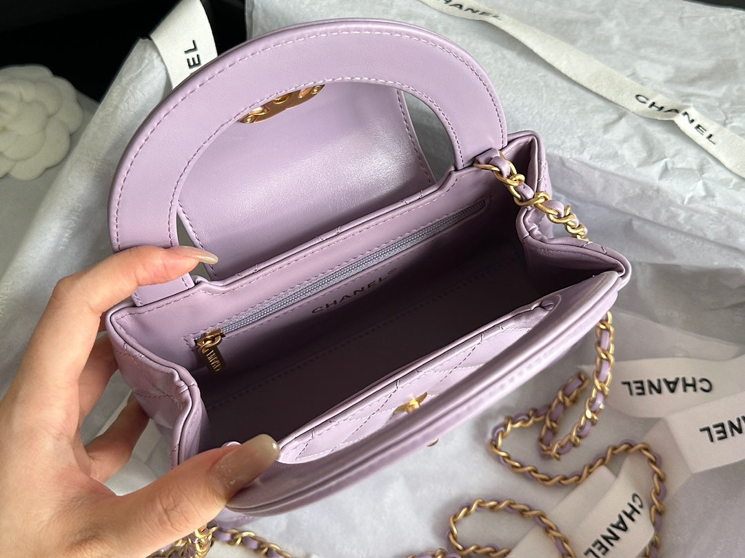 CHANEL VINTAGE KELLY 25S 19 CM IN PURPLE LAMBSKIN WITH GOLD HARDWARE