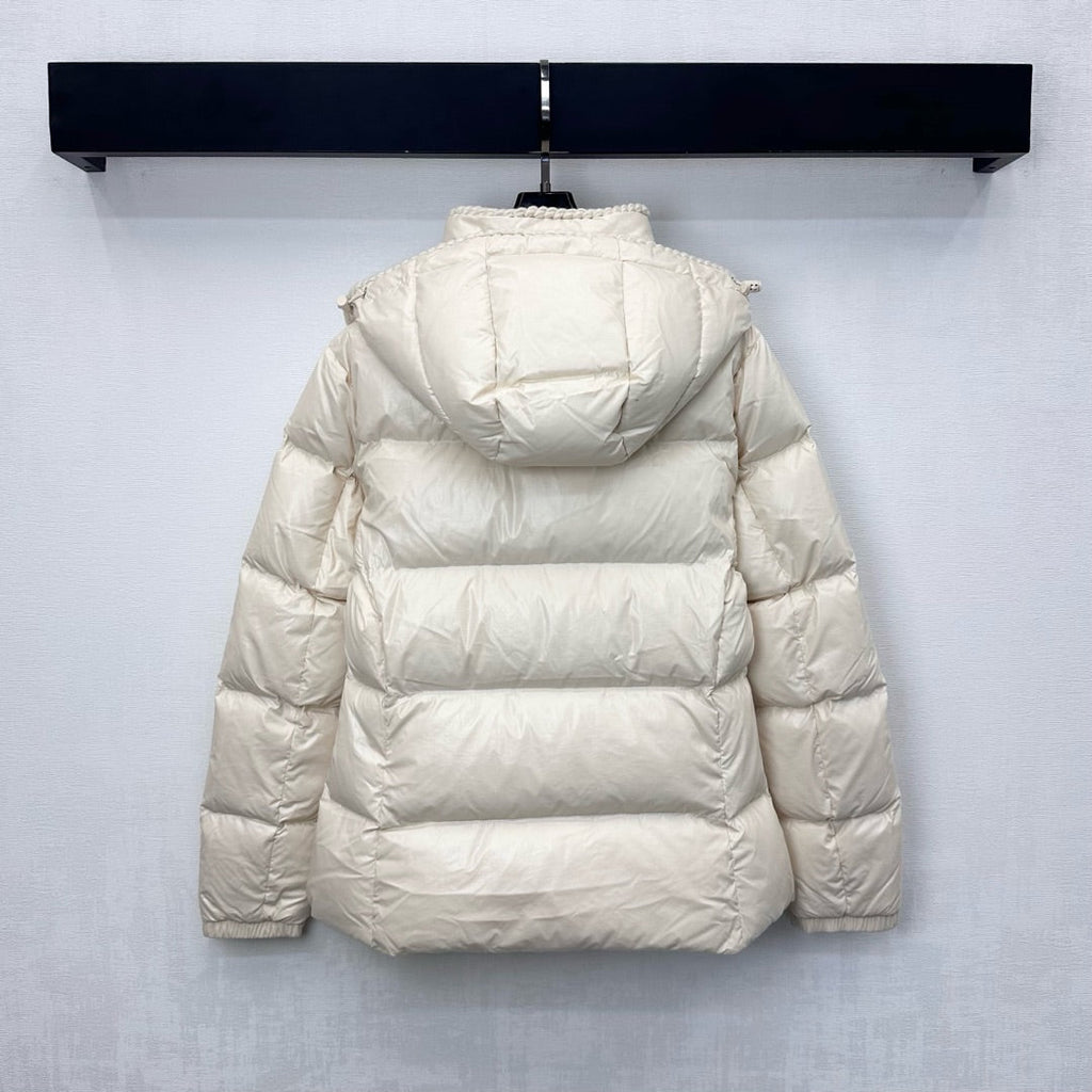 MONCLER JACKET STYLE 136