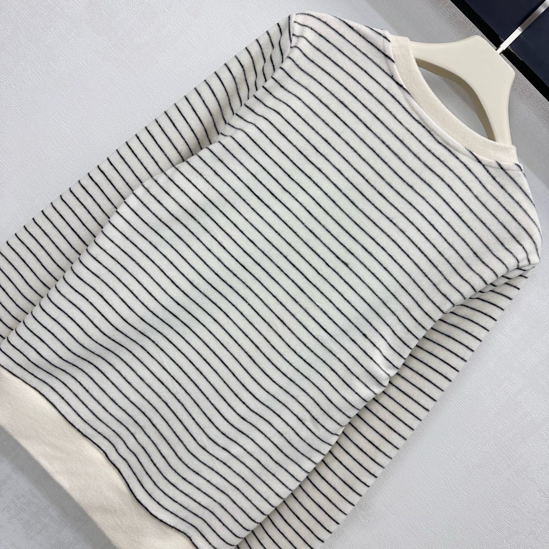 YSL 25S PULLOVER SWEATER STYLE 89