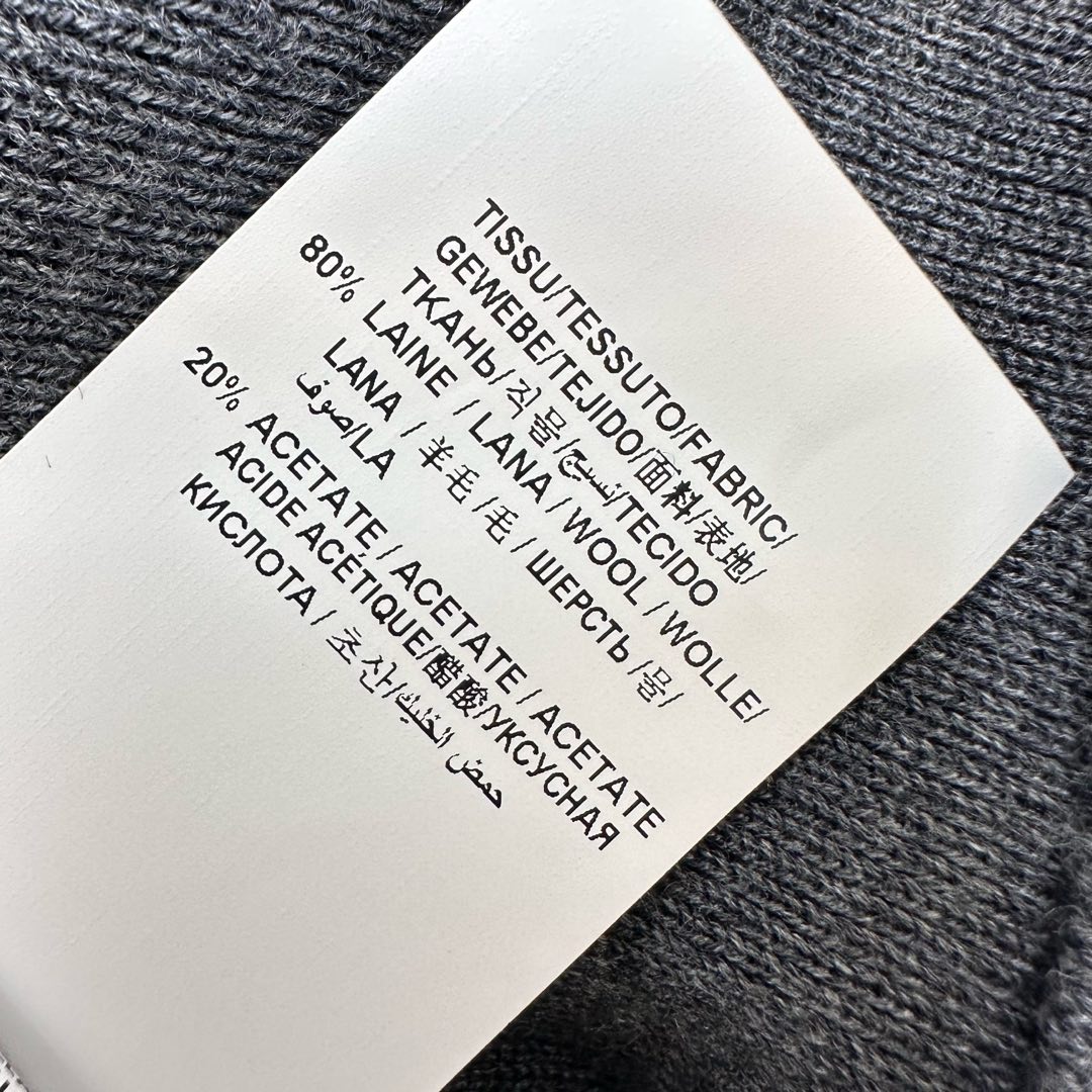 YSL 25S HIGH-NECK SWEATER STYLE 40