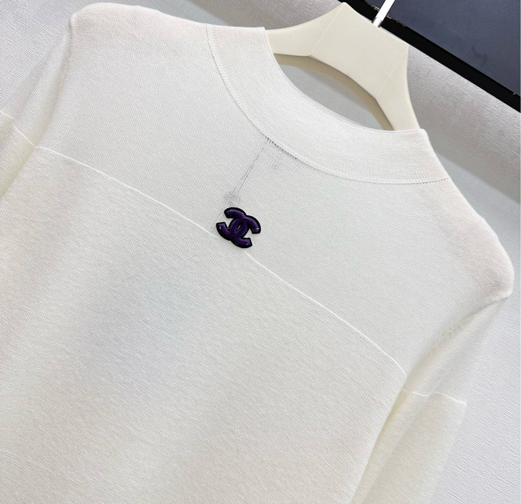 CHANEL 25S LIGHTWEIGHT KNIT SWEATER 607