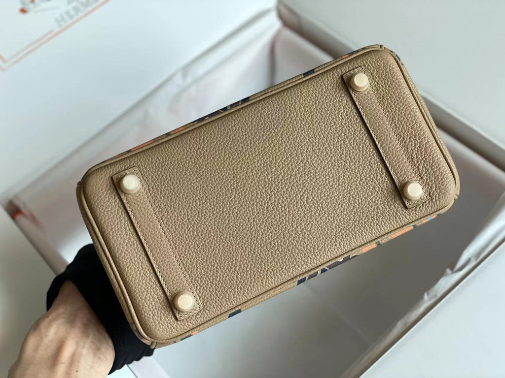 BIRKIN 25 BAG IN PEANUT BROWN CALFSKIN WITH COLORFUL STICKER