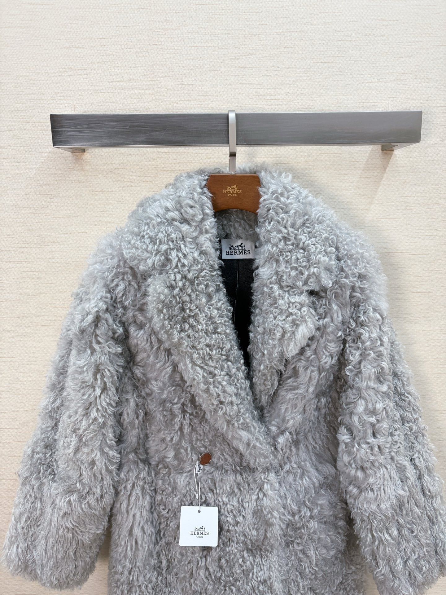HERMES 25S LONG FUR COAT 233