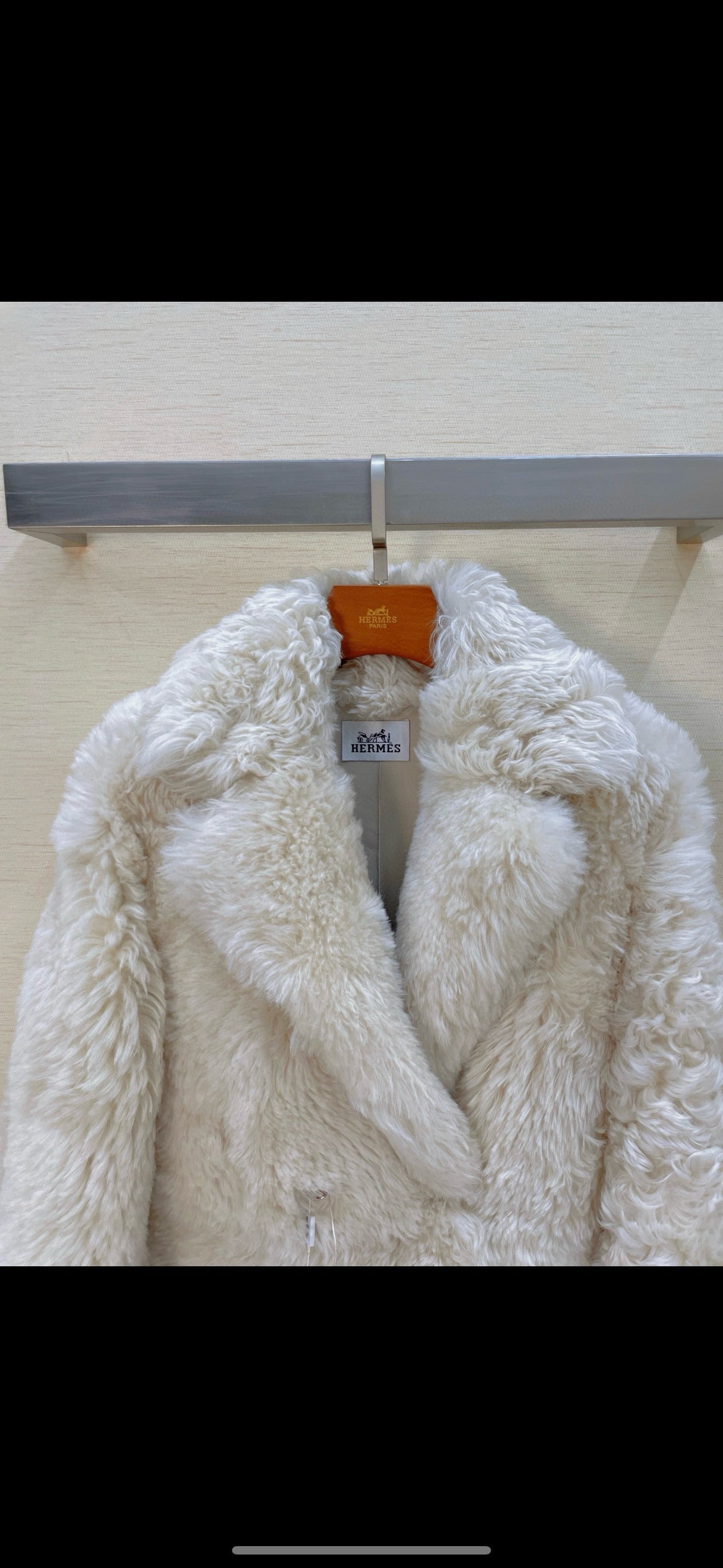 HERMES 25S LONG FUR COAT 234