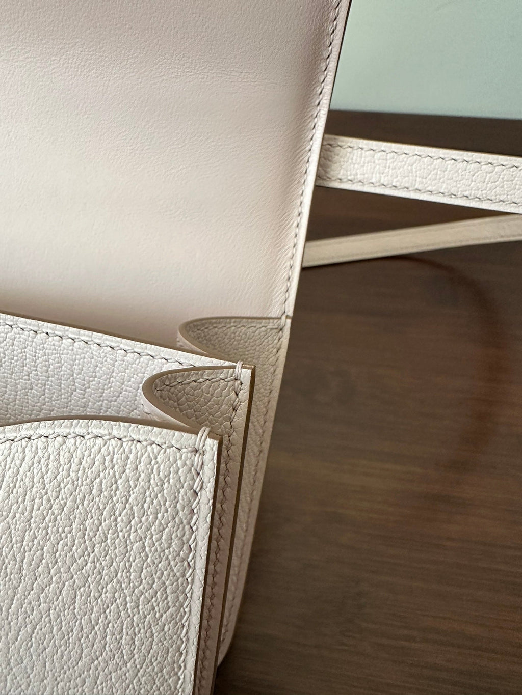 CONSTANCE 18 LIGHT PINK CHEVRE SILVER HARDWARE