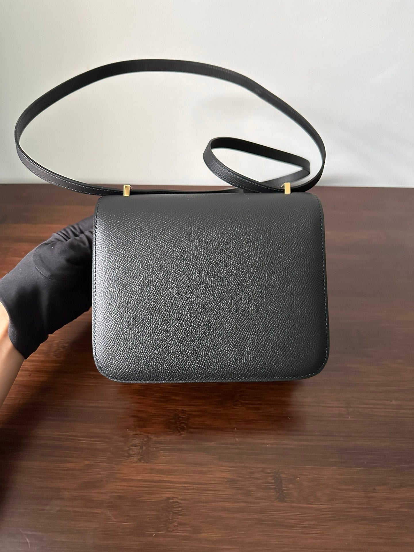 CONSTANCE 18 BLACK EPSOM GOLD HARDWARE WITH MIRROR