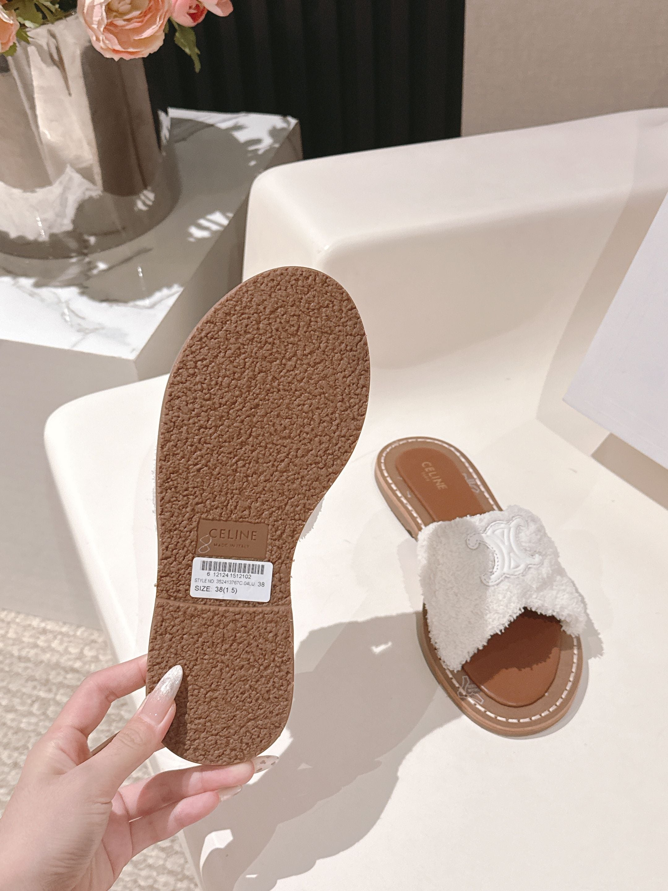 CELINE 25S LYMPIA TWISTED SANDAL IN WHITE SPONGE FABRIC