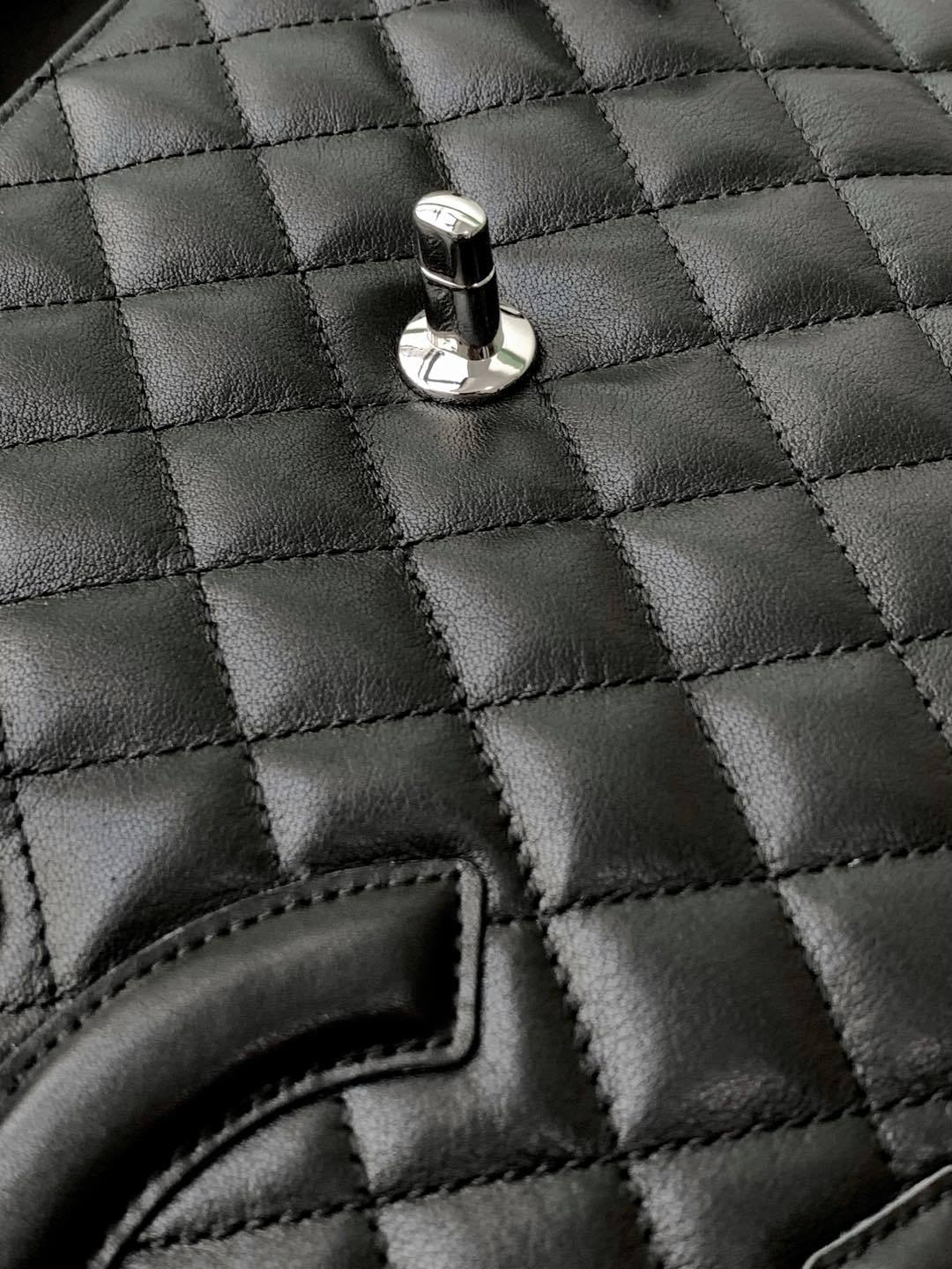 CHANEL CAMBON LARGE FLAP 25S 33 CM IN BLACK CALFSKIN WITH LOGO