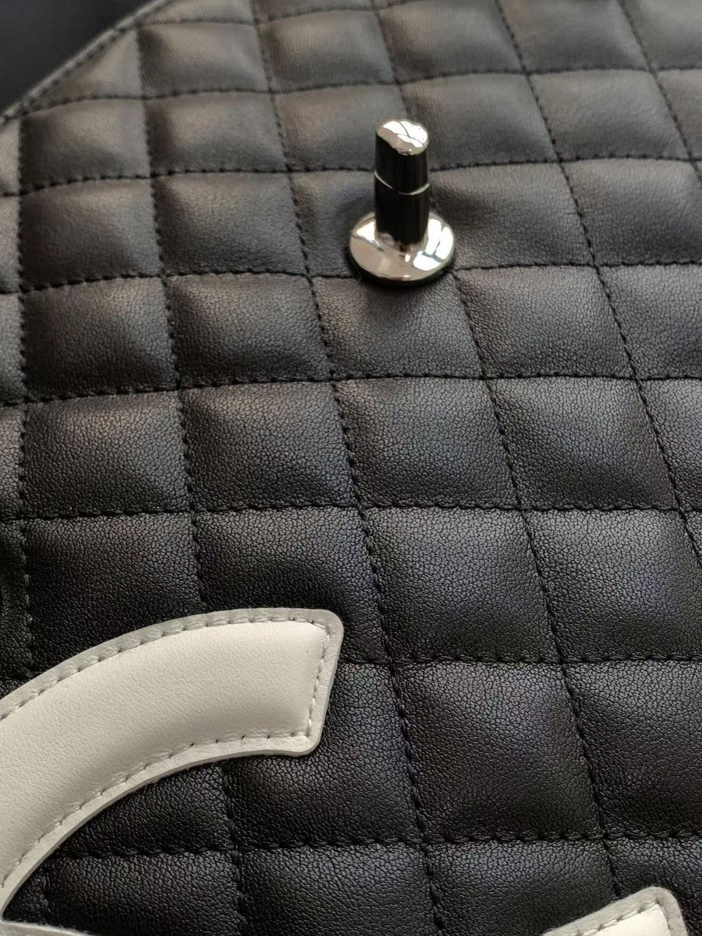 CHANEL CAMBON LARGE FLAP 25S 33 CM IN BLACK CALFSKIN WITH WHITE LOGO