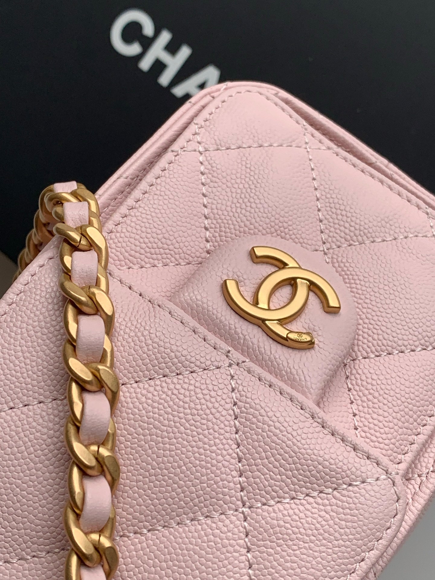 CHANEL 25S HOBO BAG 22 IN LIGHT PINK CAVIAR WITH GOLD HARDWARE