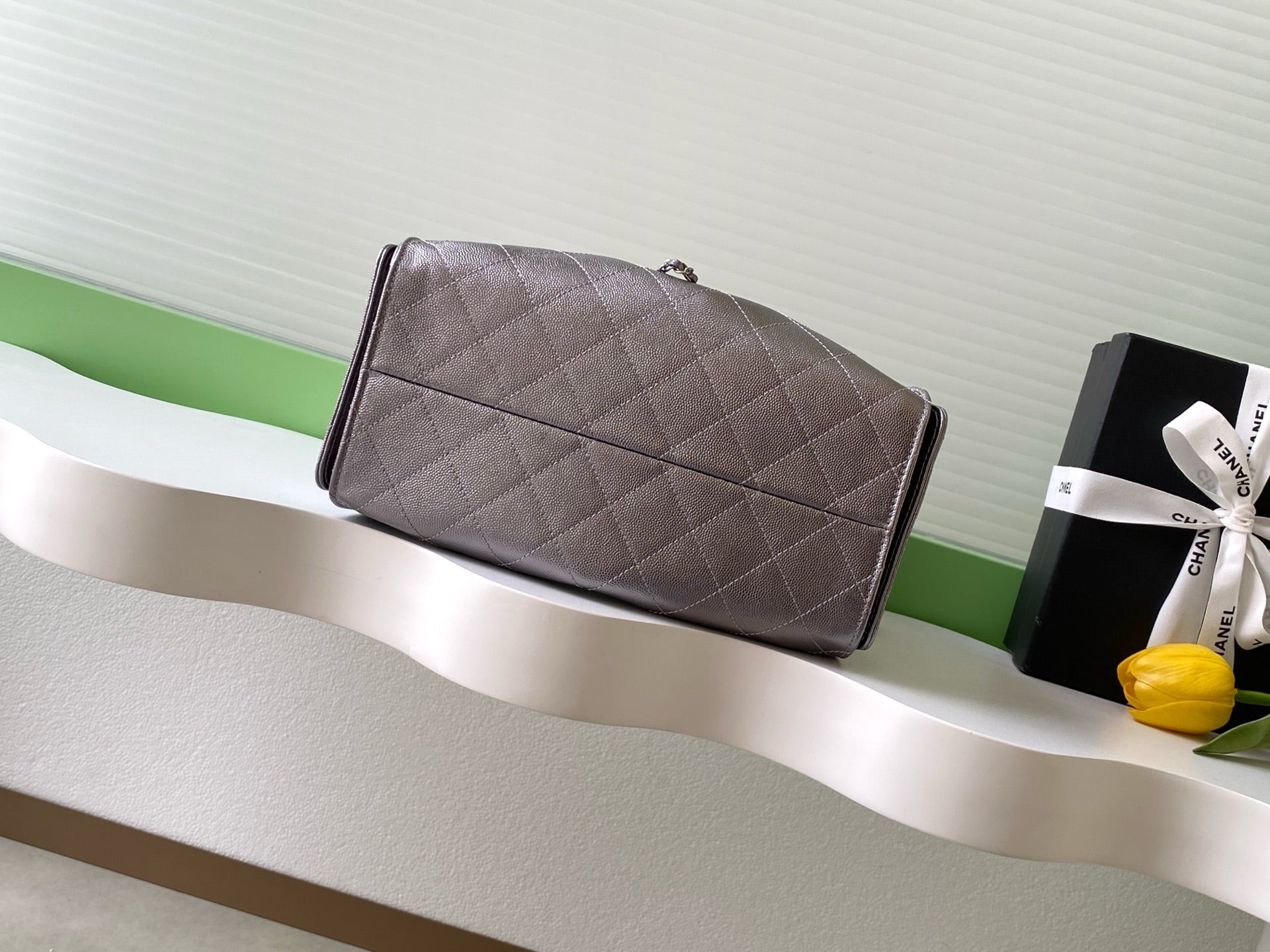 CHANEL 25S HOBO BAG 30 IN LILAC SILVER METALLIC CAVIAR