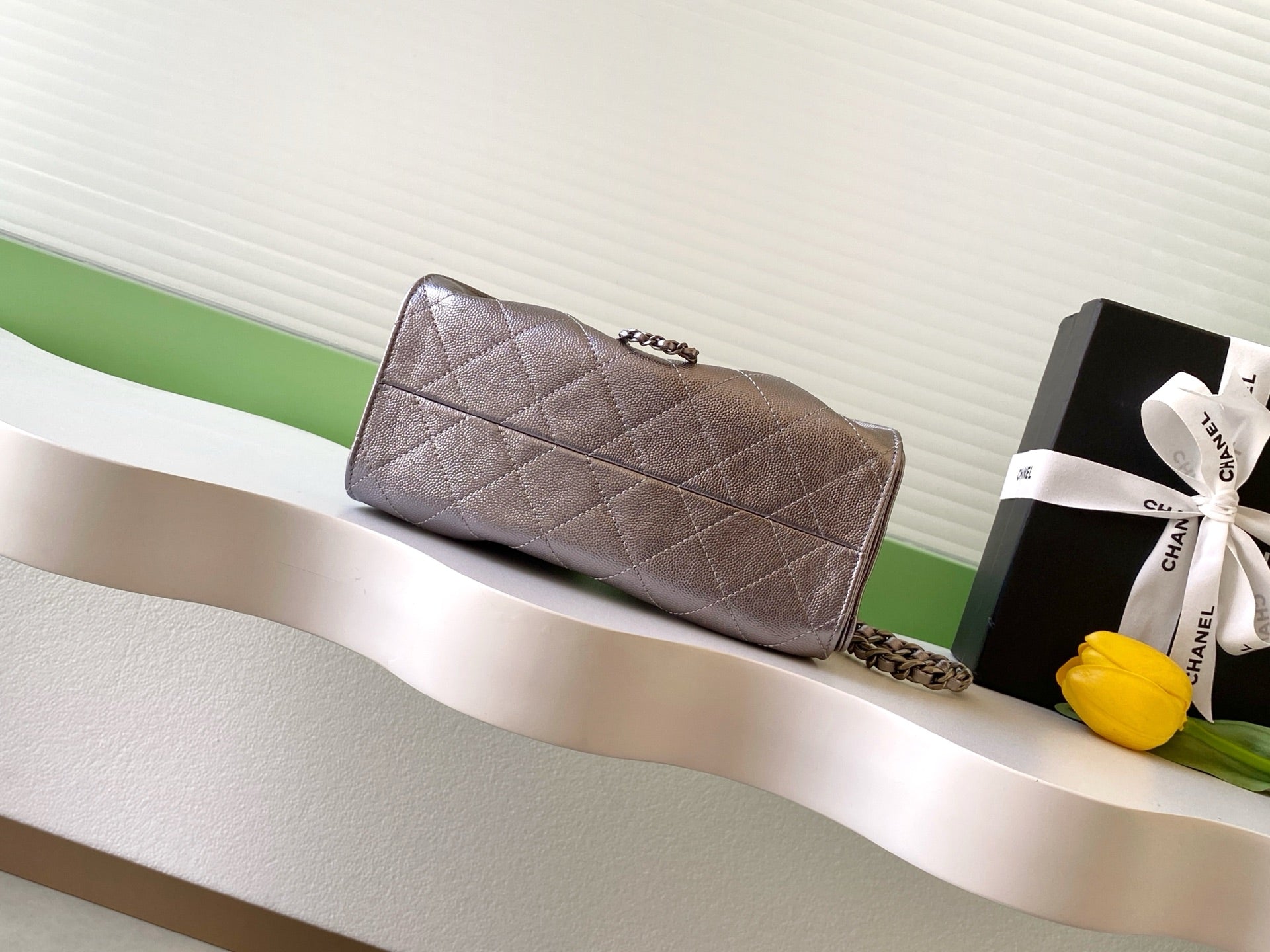 CHANEL 25S HOBO BAG 22 IN LILAC SILVER METALLIC CAVIAR