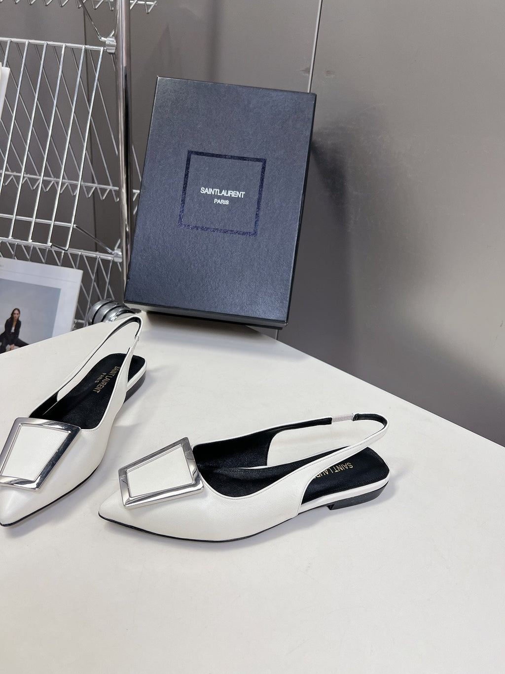 SL SQUARE BUCKLE SLINGBACK WHITE CALFSKIN