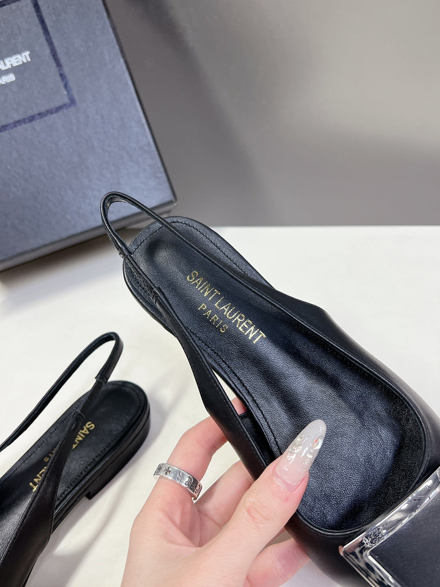 SL SQUARE BUCKLE SLINGBACK BLACK CALFSKIN