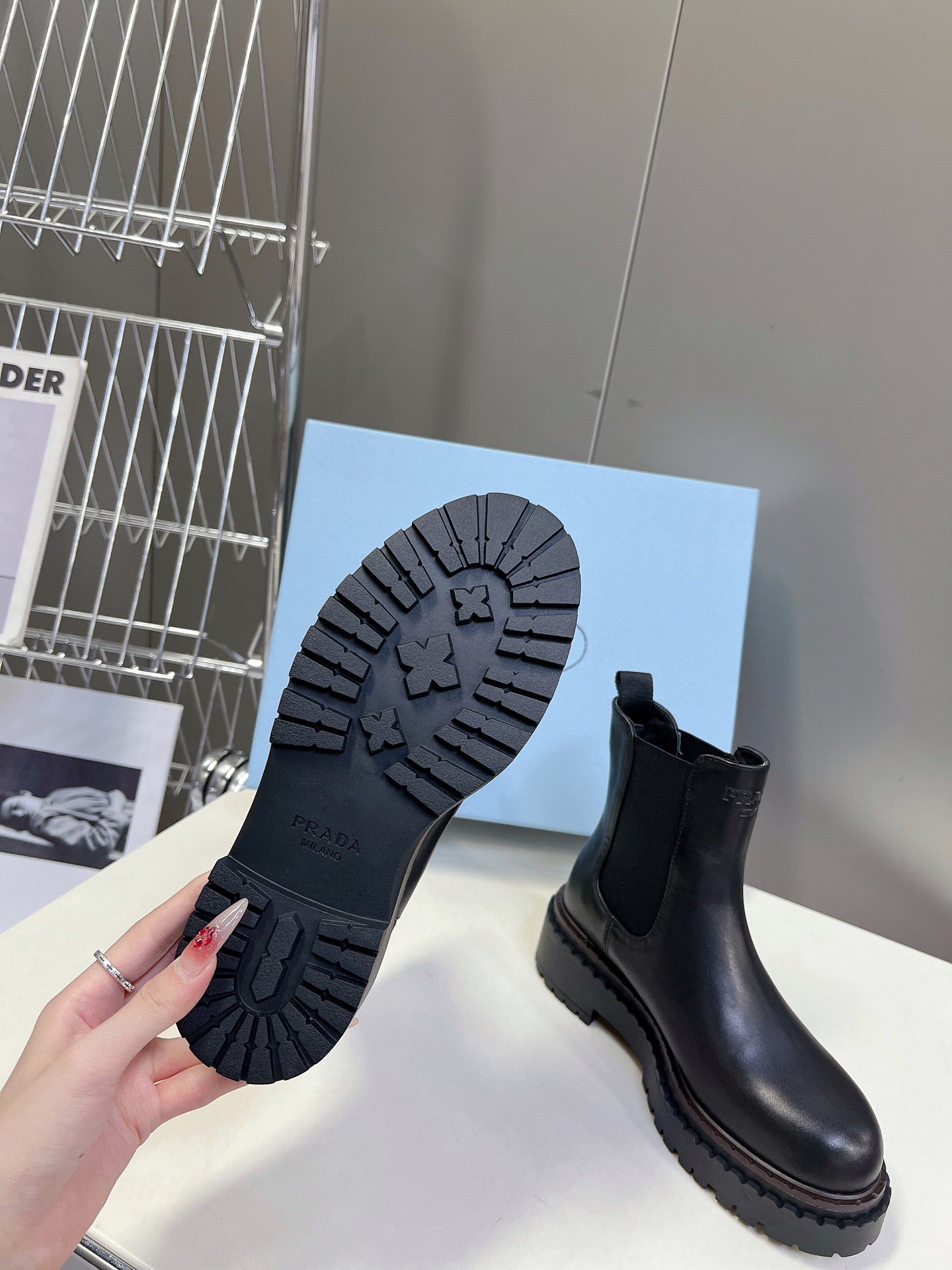 PRA CHELSEA BOOTS BLACK CALFSKIN