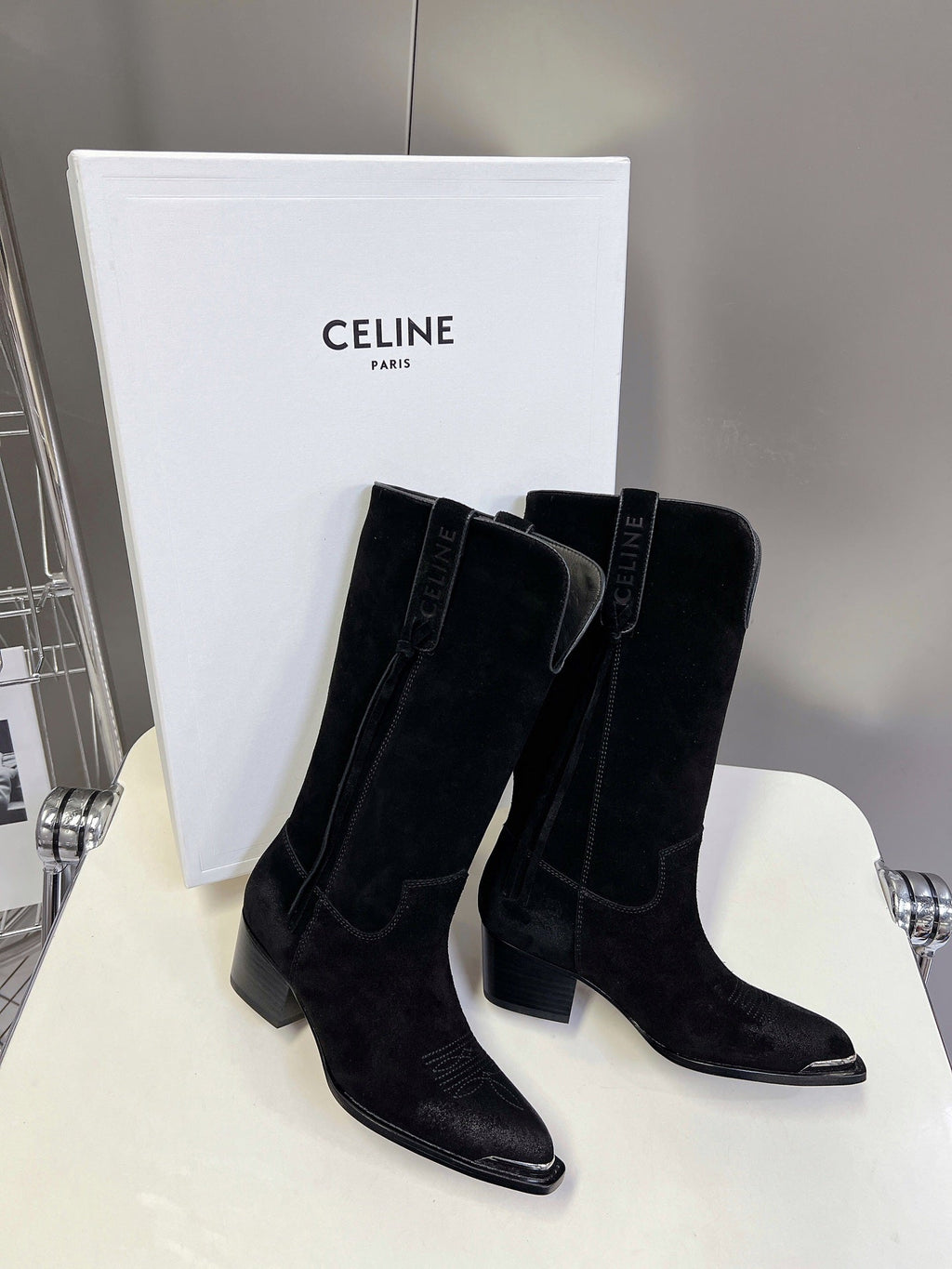 CELINE 25S HIGH CUT CHELSEA BOOTS 45MM IN BLACK SUEDE