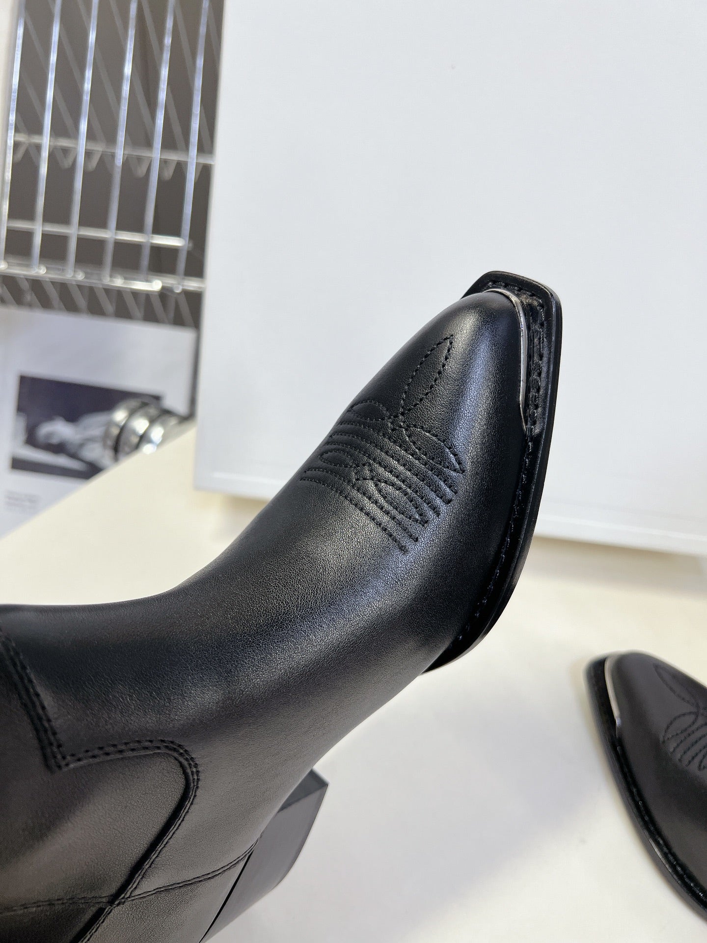 CELINE 25S HIGH CUT CHELSEA BOOTS 45MM IN BLACK CALFSKIN