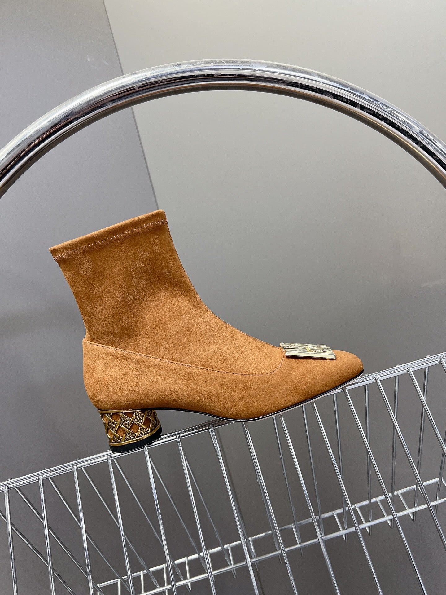 ICON HEELED ANKLE BOOT BRONZE BROWN SUEDE 4 CM WITH GOLD LOGO