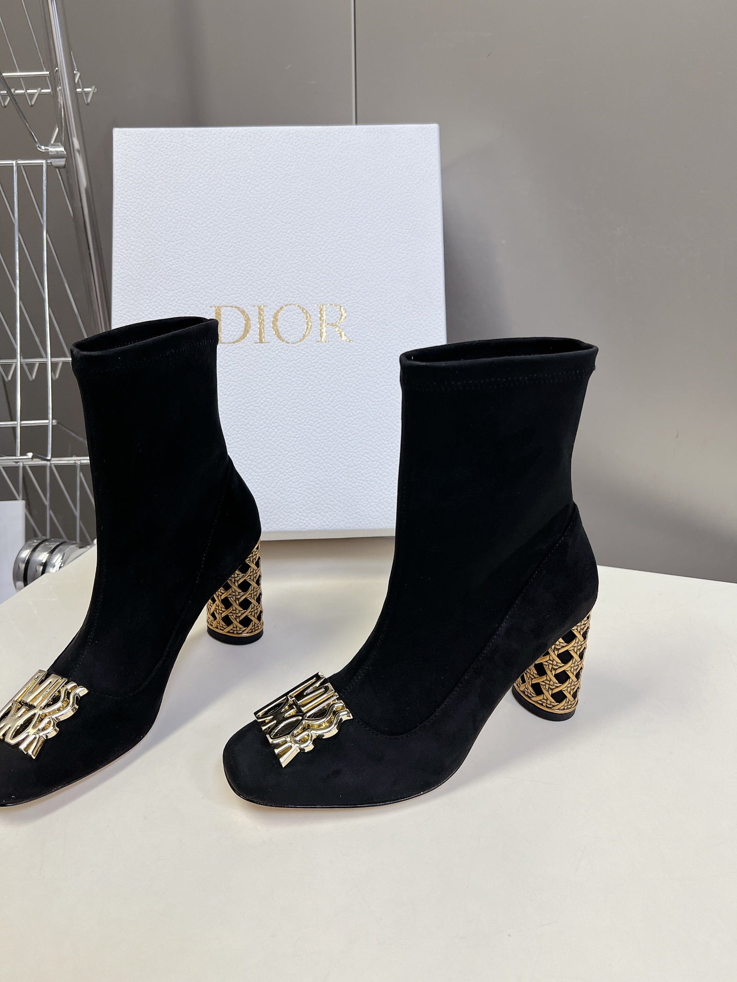 ICON HEELED ANKLE BOOT BLACK SUEDE 8 CM WITH GOLD LOGO