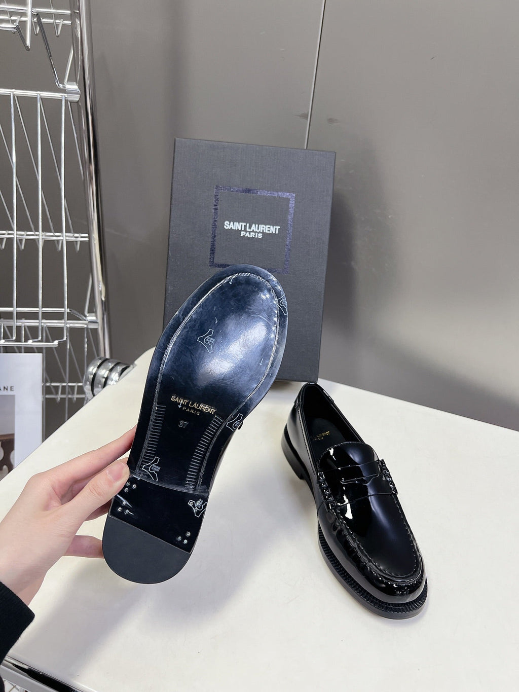 YSL 25S SAINT LAURENT LOAFERS IN BLACK PATENT CALFSKIN