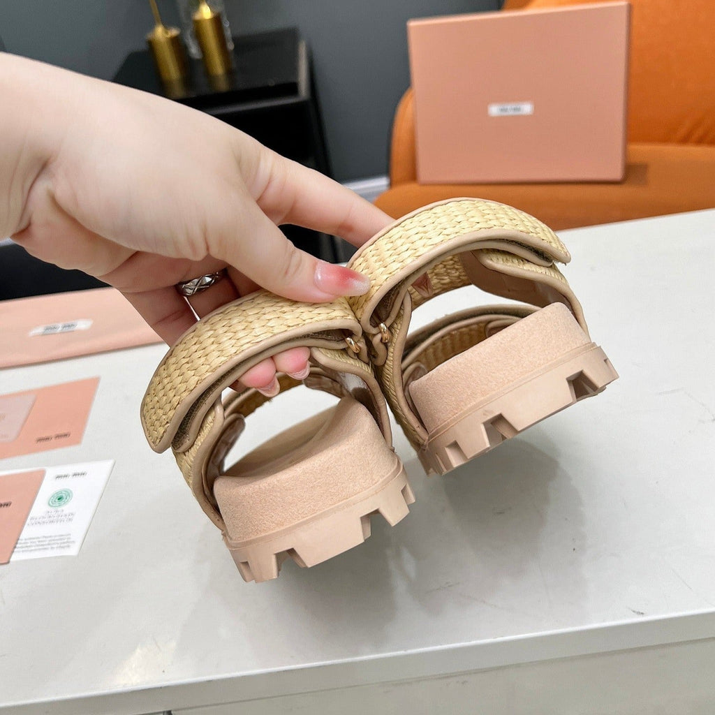 SANDALS CHAMPAGNE SHEEPSKIN WITH 2 HORIZONTAL STRAPS