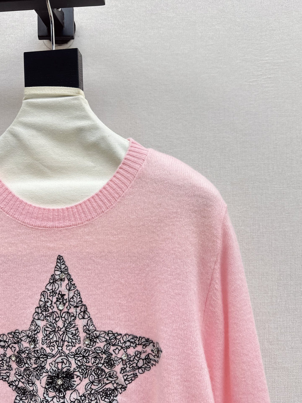 DIOR 25S EMBROIDERED SWEATER 615