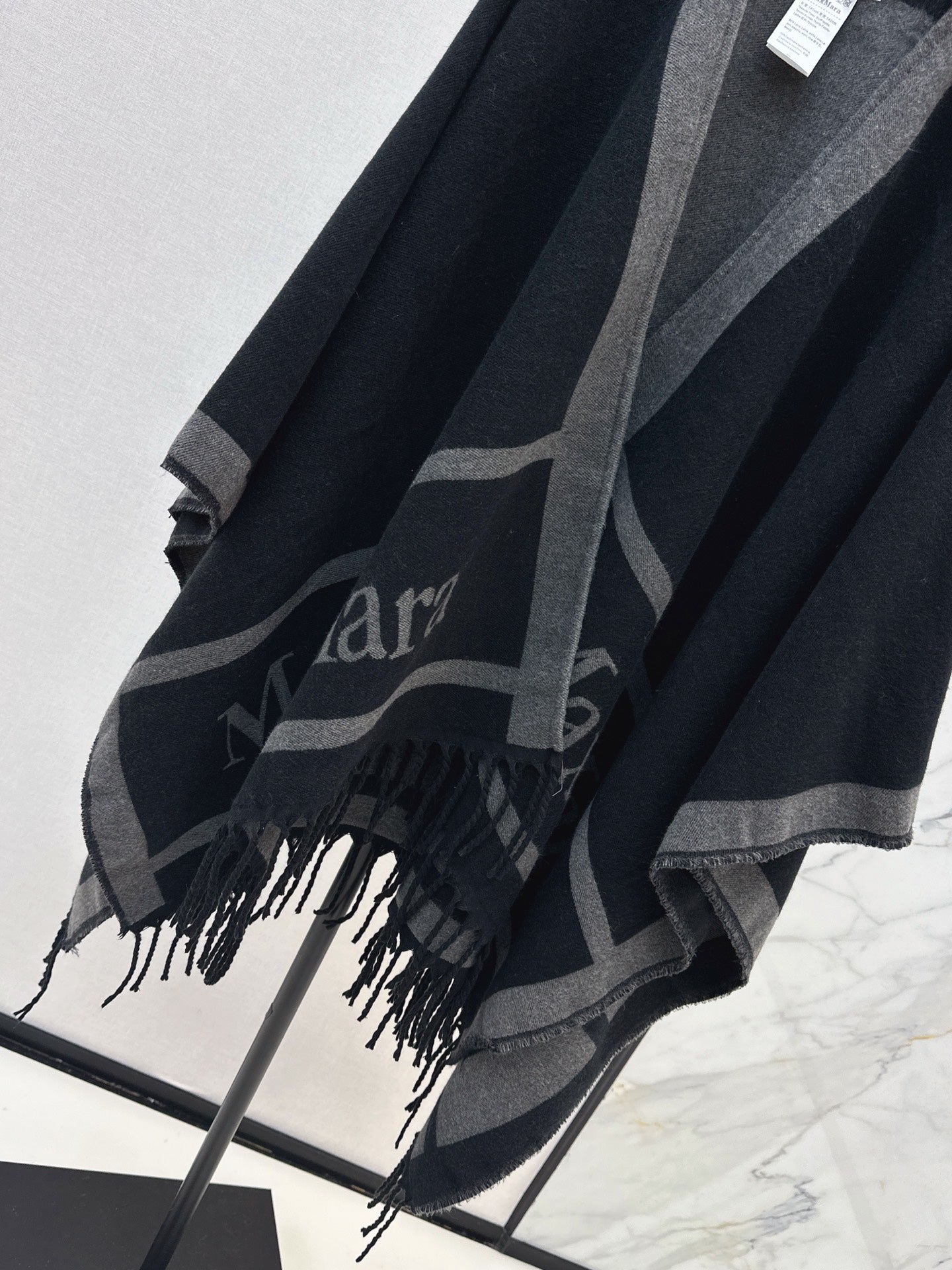 MAX MARA 25S JACQUARD CAPE COAT 007