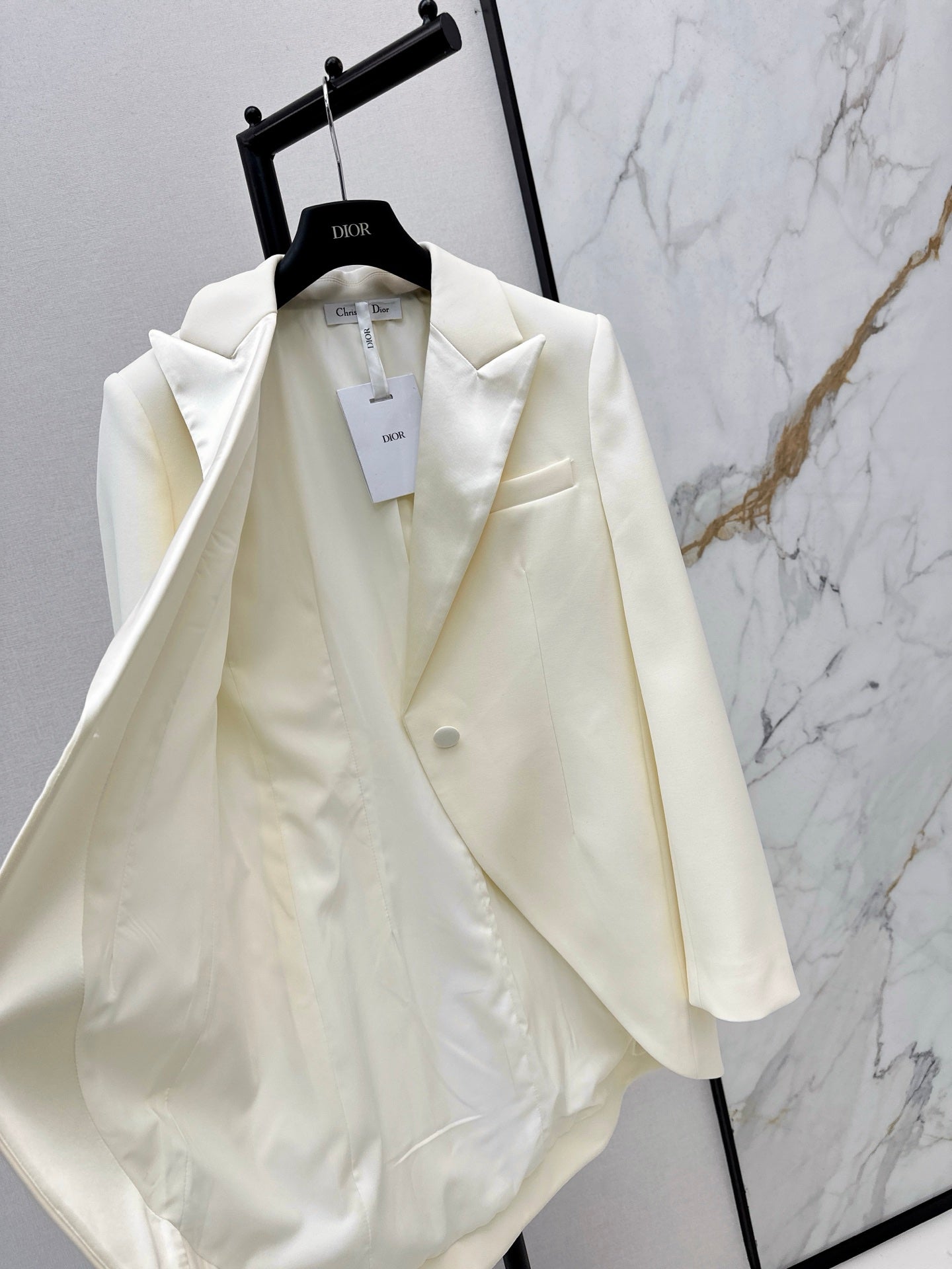 DIOR 25S TAILCOAT 610