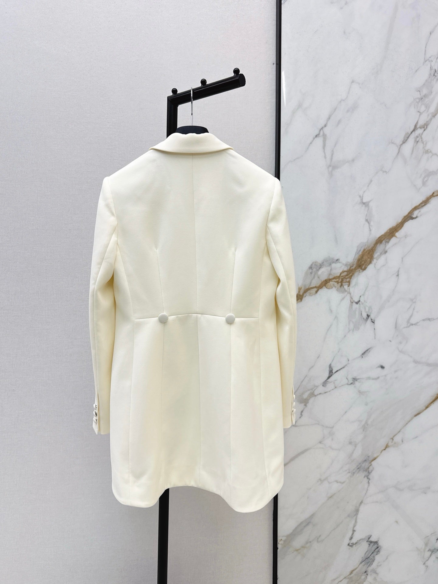 DIOR 25S TAILCOAT 610