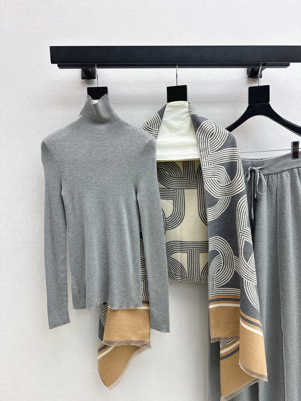 HERMES 25S THREE-PIECE KNIT SET 223