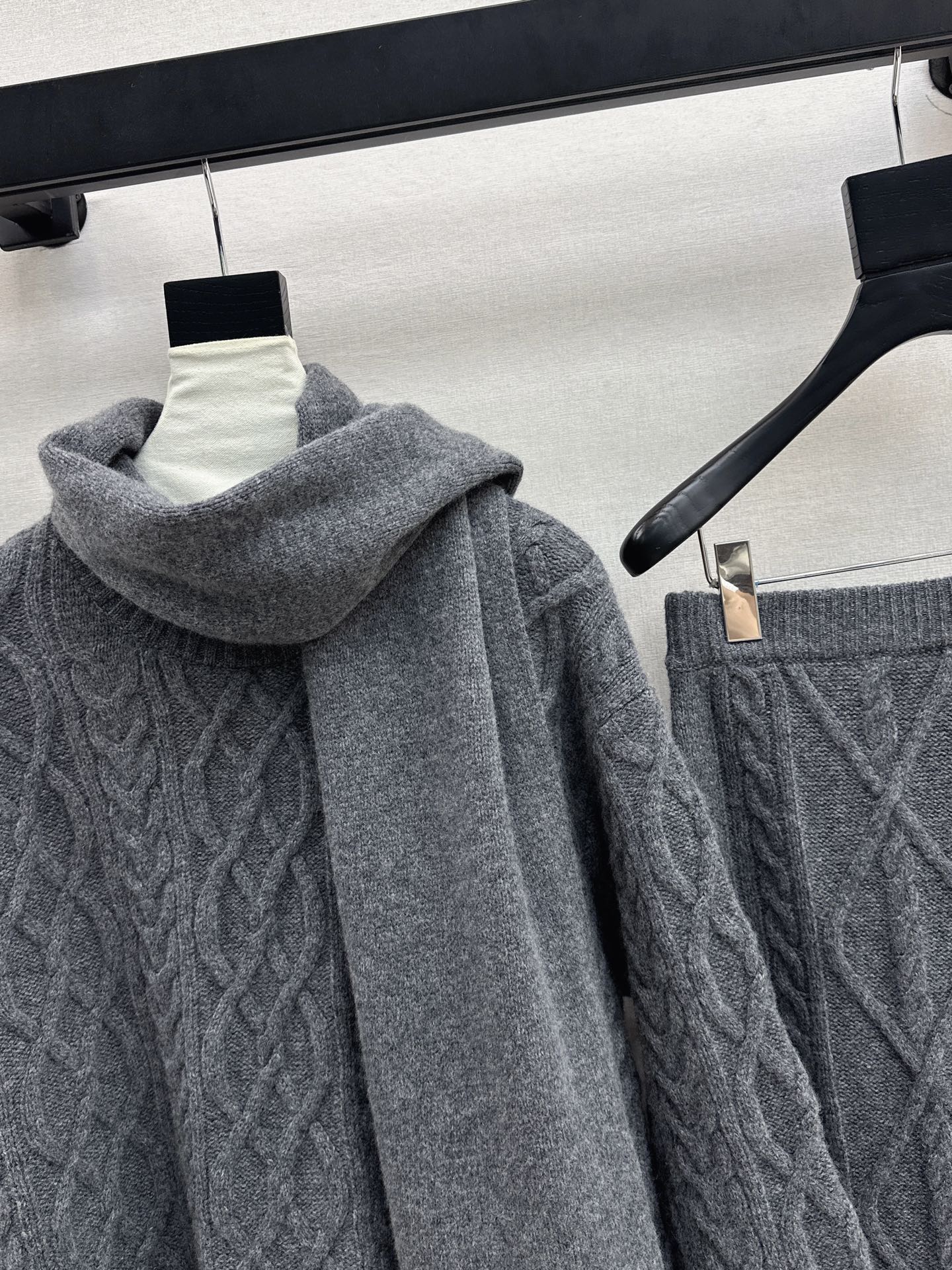 MAX MARA 25S KNIT SKIRT SET 092