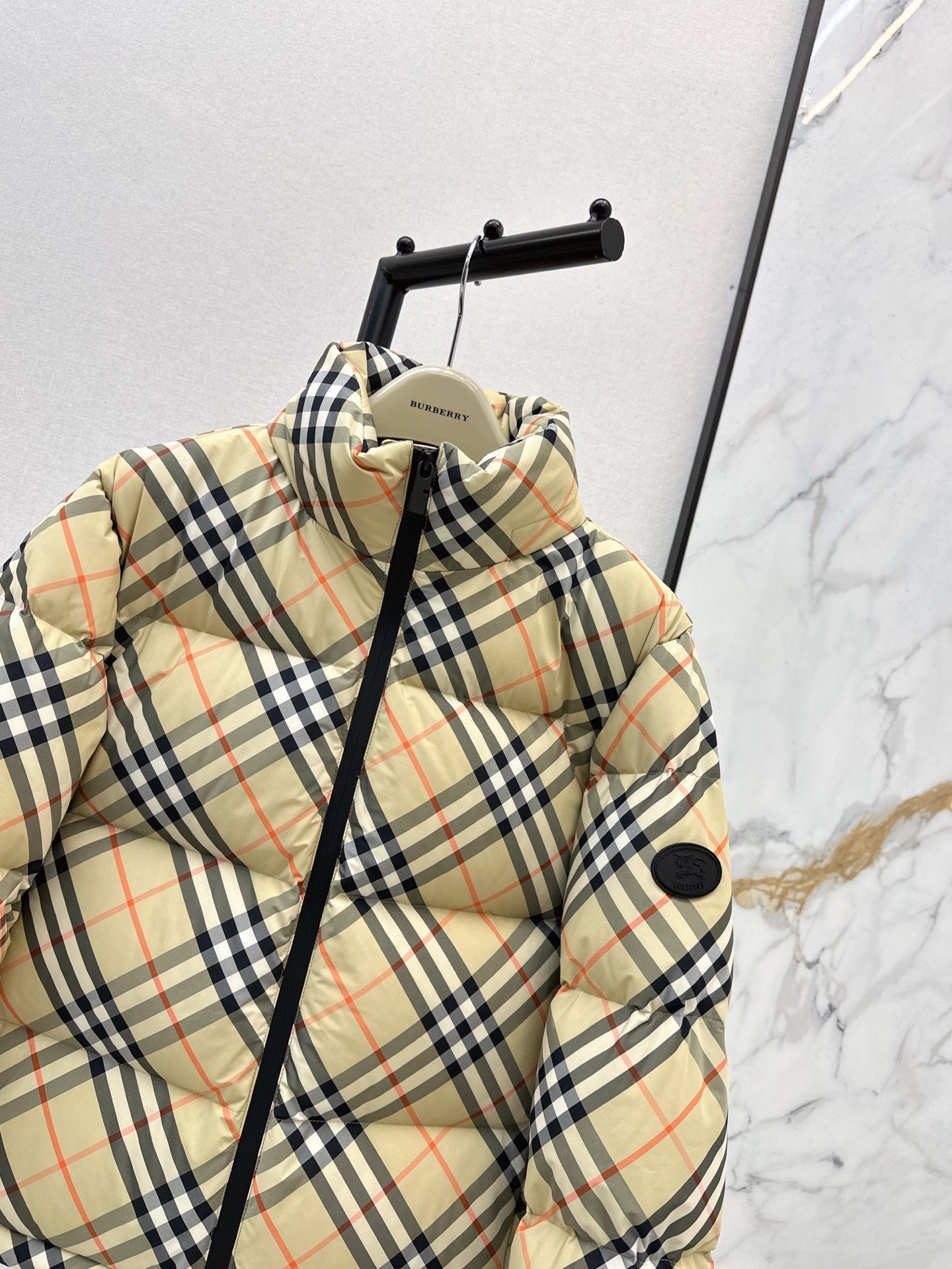 BURBERRY 25S DOWN JACKET 309