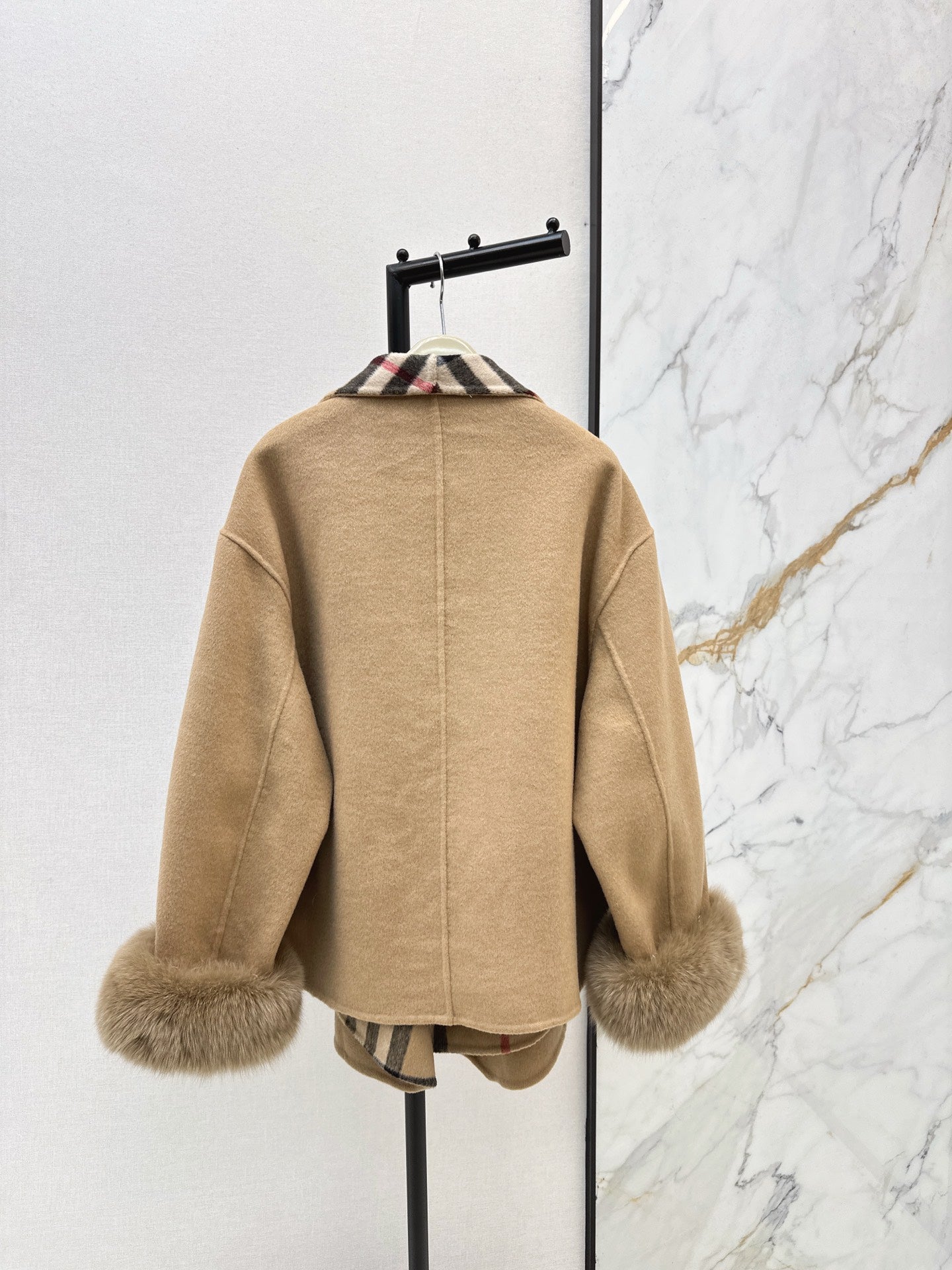 BURBERRY 25S REVERSIBLE KNIT COAT 252