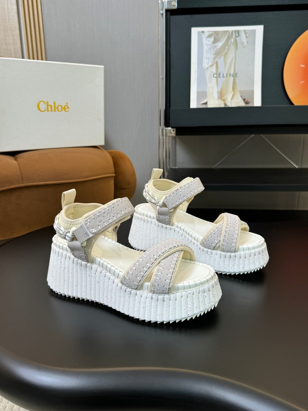 NAMA WEDGE SANDAL 8 CM IN PASTEL GREY SUEDE AND WHITE RUBBER