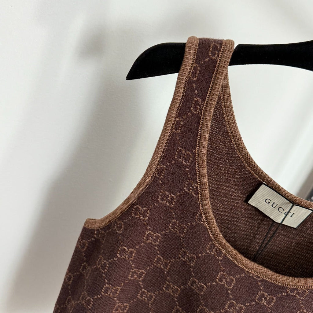 GUCCI SLEEVELESS TOP STYLE 2