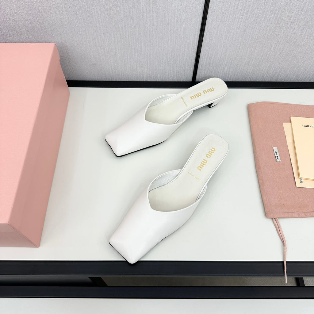 SQUARE TOE MULES WHITE SHEEPSKIN