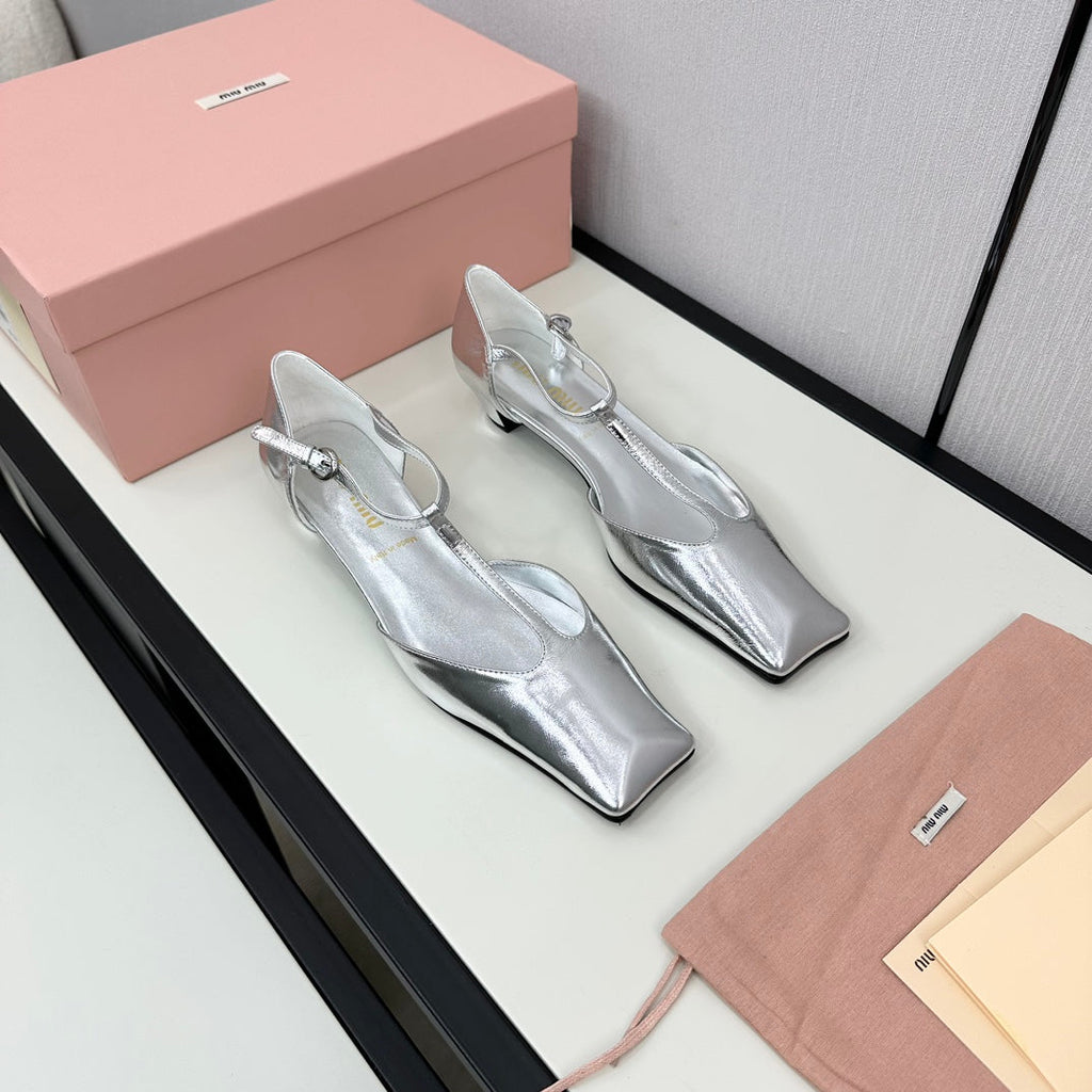 BALLET SANDAL SILVER LAMBSKIN WITH T-STRAP