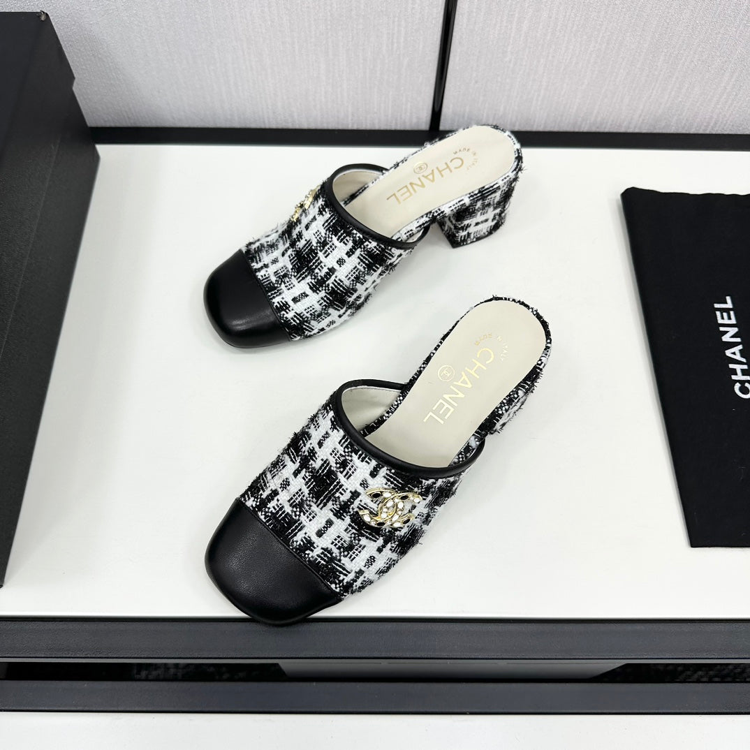 CC HIGH MULE IN WHITE MIX BLACK WOOL TWEED AND CALFSKIN