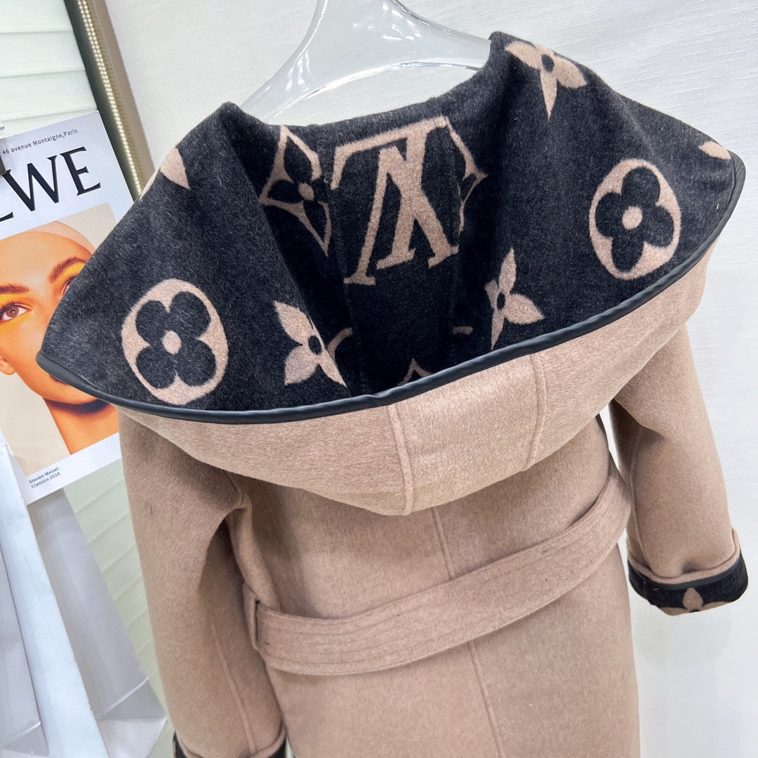 LV 25S HOODED JACKET 0076